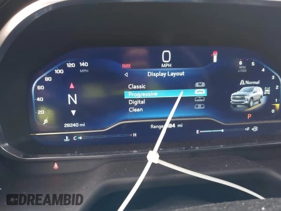 ✅ 2022 Chevrolet Suburban Premier • VIN: 1GNSKFKD4NR340736 • Lot: 40483126. Wystawiony na IAAI z przebiegiem 29 240 mil. Bezpłatny archiwum sprzedaży aukcyjnych z USA i szczegółowy raport historii pojazdu na DreamBid. Zdjęcie 7.