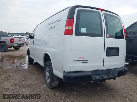 ✅ 2014 Chevrolet Express Cargo • VIN: 1GCWGFCA6E1213887 • Lot: 43502608. Listed on IAAI with 158,312 mi. Free auction sales archive from the USA and detailed vehicle history report at DreamBid. Image 3.