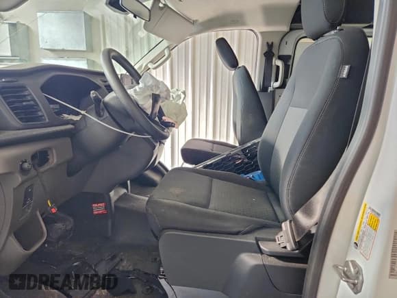 ✅ 2025 Ford Transit Cargo • VIN: 1FTBR1Y89SKA59392 • Лот: 93031155. Опубликован ранее на Copart с пробегом Не указан. Бесплатный доступ к архиву аукционных продаж из США и подробный отчёт об истории автомобиля на DreamBid. Изображение 7.