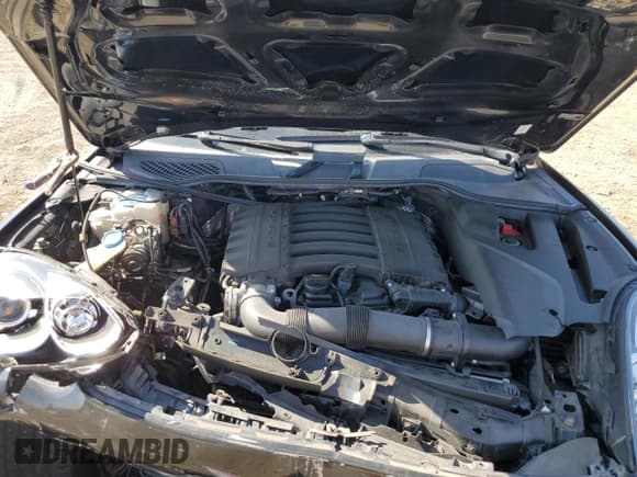 ✅ 2017 Porsche Cayenne • VIN: WP1AA2A24HKA80463 • Lot: 82288735. Listed on Copart with 68,092 mi. Free auction sales archive from the USA and detailed vehicle history report at DreamBid. Image 12.