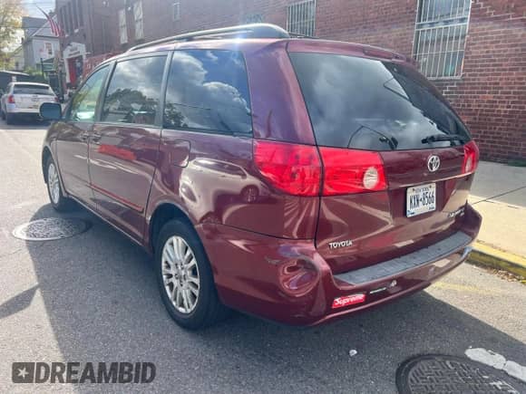 2009 Toyota Sienna LE with VIN 5TDBK23CX9S025194, listed as a Copart auction lot 89545555 with 203,734 mi miles and Clean title. Bid and sale history available at DreamBid. Image 3.