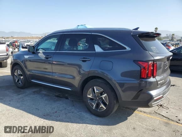 ✅ 2023 Kia Sorento EX • VIN: KNDRH4LG4P5175722 • Lot: 80898315. Wystawiony na Copart z przebiegiem 26 957 mil. Bezpłatny archiwum sprzedaży aukcyjnych z USA i szczegółowy raport historii pojazdu na DreamBid. Zdjęcie 2.