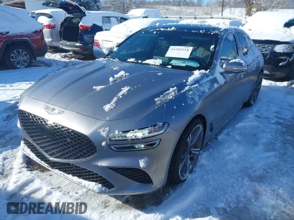 ✅ 2024 Genesis G70 Sport Advanced • VIN: KMTG54SE7RU136939 • Lot: 41293218. Listed on IAAI with 8,160 mi. Free auction sales archive from the USA and detailed vehicle history report at DreamBid. Image 17.