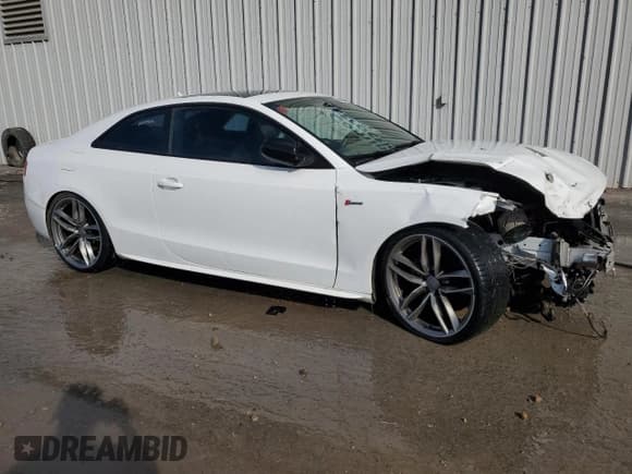 ✅ 2016 Audi S5 • VIN: WAUV4AFR6GA029316 • Lot: 84936214. Wystawiony na Copart z przebiegiem Nie podano. Bezpłatny archiwum sprzedaży aukcyjnych z USA i szczegółowy raport historii pojazdu na DreamBid. Zdjęcie 4.