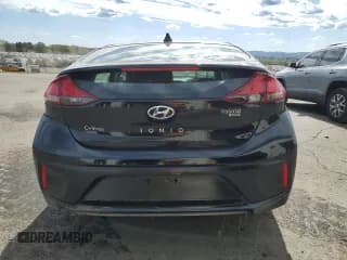 ✅ 2019 Hyundai Ioniq Blue • VIN: KMHC65LC4KU181836 • Lot: 75077734. Wystawiony na Copart z przebiegiem 86 985 mil. Bezpłatny archiwum sprzedaży aukcyjnych z USA i szczegółowy raport historii pojazdu na DreamBid. Zdjęcie 6.