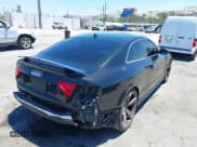 ✅ 2013 Audi RS 5 • VIN: WUAC6AFR7DA901876 • Lot: 42650313. Wystawiony na IAAI z przebiegiem 110 472 mil. Bezpłatny archiwum sprzedaży aukcyjnych z USA i szczegółowy raport historii pojazdu na DreamBid. Zdjęcie 4.