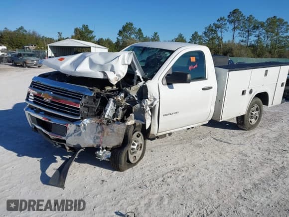 ✅ 2016 Chevrolet Silverado 2500HD Work Truck • VIN: 1GB0CUEG8GZ310184 • Лот: 41631951. Опубликован ранее на IAAI с пробегом 131 834 миль. Бесплатный доступ к архиву аукционных продаж из США и подробный отчёт об истории автомобиля на DreamBid. Изображение 2.