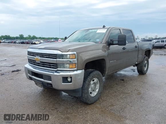 ✅ 2015 Chevrolet Silverado 2500HD LT • VIN: 1GC1KVEG0FF131663 • Lot: 42117911. Listed on IAAI with 144,511 mi. Free auction sales archive from the USA and detailed vehicle history report at DreamBid. Image 17.