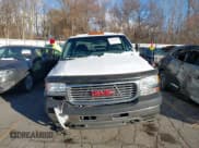 ✅ 2002 GMC Sierra 2500HD SLE • VIN: 1GTHC29152E111490 • Lot: 43653436. Listed on IAAI with 256,971 mi. Free auction sales archive from the USA and detailed vehicle history report at DreamBid. Image 12.