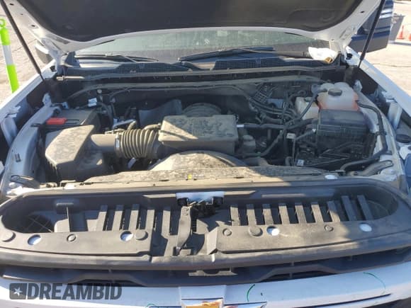 ✅ 2025 Chevrolet Silverado 2500HD Custom • VIN: 2GC4KME78S1106101 • Лот: 81983295. Опубликован ранее на Copart с пробегом 7 201 миль. Бесплатный доступ к архиву аукционных продаж из США и подробный отчёт об истории автомобиля на DreamBid. Изображение 11.