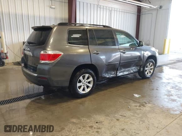 ✅ 2012 Toyota Highlander • VIN: 5TDBK3EH7CS097895 • Лот: 43695219. Опубликован ранее на IAAI с пробегом 148 916 миль. Бесплатный доступ к архиву аукционных продаж из США и подробный отчёт об истории автомобиля на DreamBid. Изображение 4.