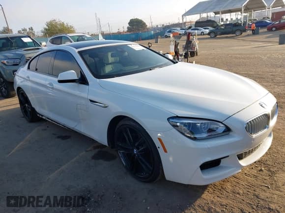 ✅ 2014 BMW 6 Series 650i • VIN: WBA6B2C50ED129604 • Lot: 43515494. Wystawiony na IAAI z przebiegiem 55 978 mil. Bezpłatny archiwum sprzedaży aukcyjnych z USA i szczegółowy raport historii pojazdu na DreamBid. Zdjęcie 1.