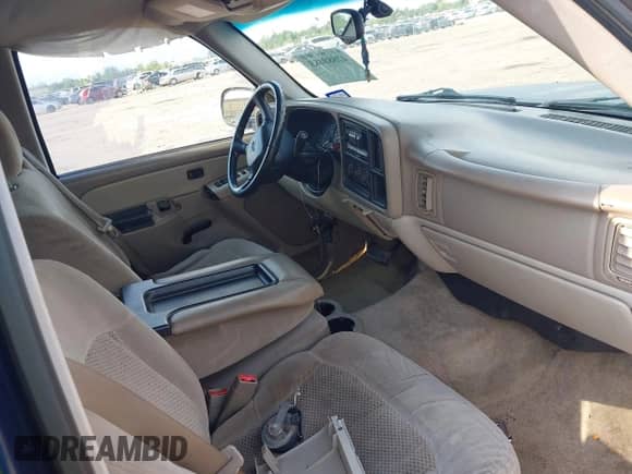 2002 Chevrolet Suburban LT with VIN 1GNEC16Z22J299794, listed as a IAAI auction lot 42888483 with 189,339 mi miles and . Bid and sale history available at DreamBid. Image 5.