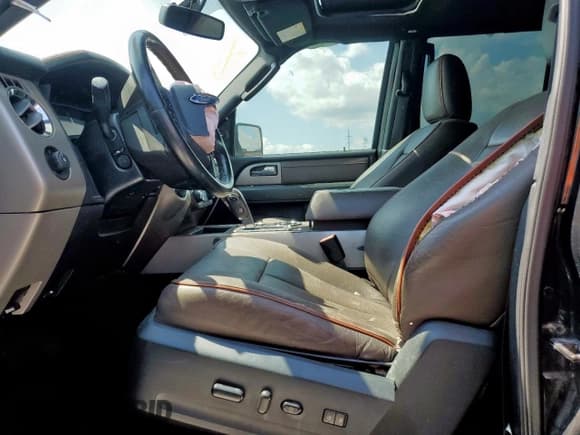 ✅ 2015 Ford Expedition Max XLT • VIN: 1FMJK1HT2FEF23529 • Лот: 68114715. Опубликован ранее на Copart с пробегом 161 718 миль. Бесплатный доступ к архиву аукционных продаж из США и подробный отчёт об истории автомобиля на DreamBid. Изображение 7.