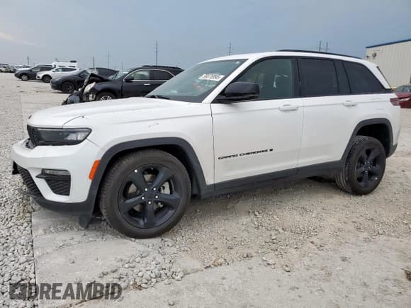 ✅ 2024 Jeep Grand Cherokee Limited • VIN: 1C4RJGBG9RC260996 • Lot: 58076995. Listed on Copart with 17,205 mi. Free auction sales archive from the USA and detailed vehicle history report at DreamBid. Image 1.