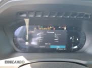 ✅ 2025 Volvo XC90 • VIN: YV4062PGXS1375711 • Lot: 52612965. Wystawiony na Copart z przebiegiem 40 mil. Bezpłatny archiwum sprzedaży aukcyjnych z USA i szczegółowy raport historii pojazdu na DreamBid. Zdjęcie 9.