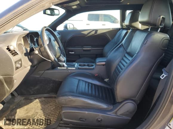 ✅ 2013 Dodge Challenger SXT • VIN: 2C3CDYAG2DH635755 • Лот: 85293545. Опубликован ранее на Copart с пробегом 144 635 миль. Бесплатный доступ к архиву аукционных продаж из США и подробный отчёт об истории автомобиля на DreamBid. Изображение 7.