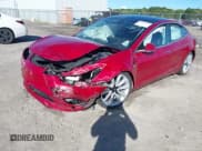 ✅ 2019 Tesla Model 3 Long Range • VIN: 5YJ3E1EB9KF530034 • Lot: 43293287. Wystawiony na IAAI z przebiegiem 60 505 mil. Bezpłatny archiwum sprzedaży aukcyjnych z USA i szczegółowy raport historii pojazdu na DreamBid. Zdjęcie 2.