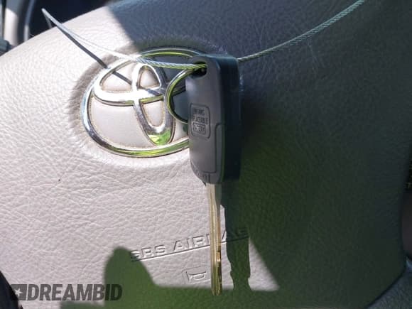 ✅ 2004 Toyota Sequoia SR5 • VIN: 5TDZT34A74S217261 • Lot: 43147638. Listed on IAAI with 240,444 mi. Free auction sales archive from the USA and detailed vehicle history report at DreamBid. Image 11.