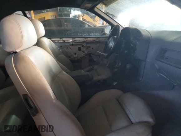 ✅ 1999 BMW 3 Series M3 • VIN: WBSBK0330XEC40893 • Lot: 77965664. Wystawiony na Copart z przebiegiem 200 728 mil. Bezpłatny archiwum sprzedaży aukcyjnych z USA i szczegółowy raport historii pojazdu na DreamBid. Zdjęcie 7.