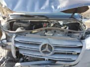 ✅ 2021 Mercedes-Benz Sprinter Cargo • VIN: W1W40CHY4MT044623 • Lot: 49470685. Wystawiony na Copart z przebiegiem 73 720 mil. Bezpłatny archiwum sprzedaży aukcyjnych z USA i szczegółowy raport historii pojazdu na DreamBid. Zdjęcie 12.