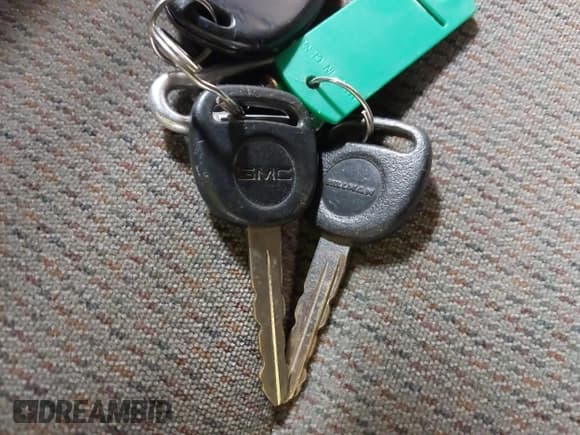 ✅ 1999 GMC Sierra 1500 SLE • VIN: 1GTEK19T6XE510367 • Лот: 42375793. Опубликован ранее на IAAI с пробегом 212 808 миль. Бесплатный доступ к архиву аукционных продаж из США и подробный отчёт об истории автомобиля на DreamBid. Изображение 11.