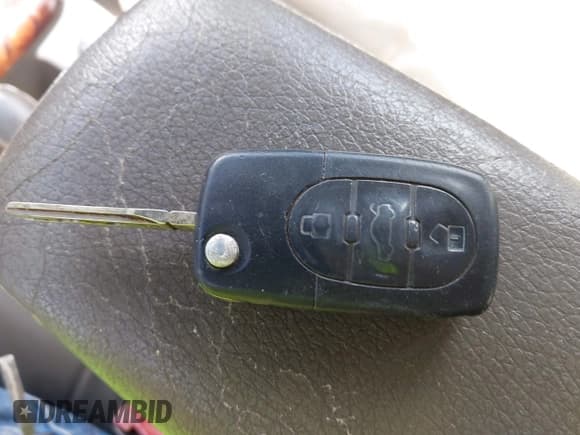 ✅ 2003 Audi allroad A6 V8 • VIN: WA1YD64B73N043855 • Lot: 42663037. Wystawiony na IAAI z przebiegiem 184 290 mil. Bezpłatny archiwum sprzedaży aukcyjnych z USA i szczegółowy raport historii pojazdu na DreamBid. Zdjęcie 11.