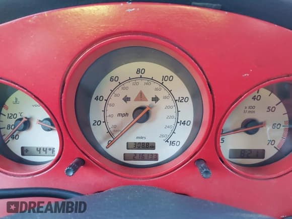 ✅ 1999 Mercedes-Benz SLK 230/320 • VIN: WDBKK47F5XF128146 • Lot: 41808626. Wystawiony na IAAI z przebiegiem 216 133 mil. Bezpłatny archiwum sprzedaży aukcyjnych z USA i szczegółowy raport historii pojazdu na DreamBid. Zdjęcie 7.