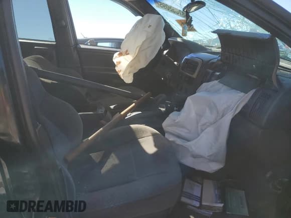 ✅ 2001 Jeep Grand Cherokee Laredo • VIN: 1J4GW48S81C677530 • Lot: 87052095. Wystawiony na Copart z przebiegiem Nie podano. Bezpłatny archiwum sprzedaży aukcyjnych z USA i szczegółowy raport historii pojazdu na DreamBid. Zdjęcie 7.