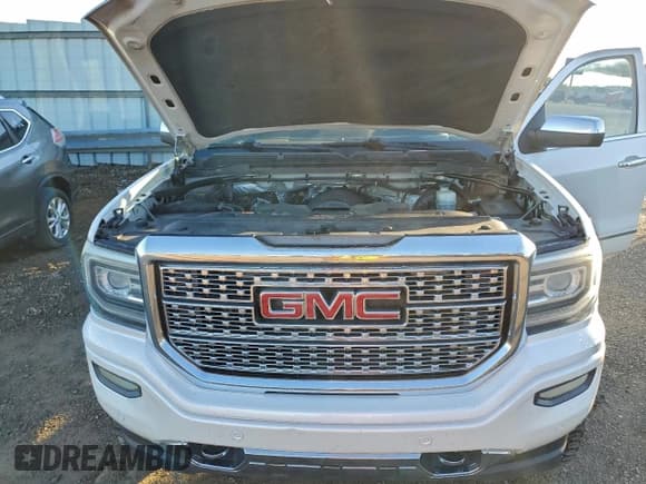 ✅ 2016 GMC Sierra 1500 Denali • VIN: 3GTU2PEC5GG294833 • Lot: 95273835. Listed on Copart with 88,520 mi. Free auction sales archive from the USA and detailed vehicle history report at DreamBid. Image 11.