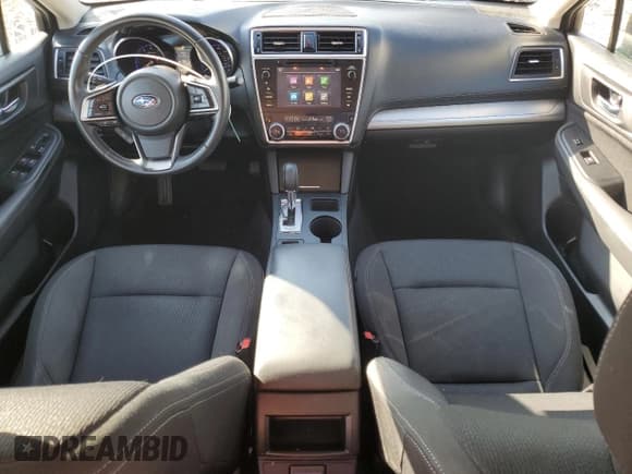 ✅ 2018 Subaru Legacy Premium • VIN: 4S3BNAC60J3002587 • Lot: 91109165. Wystawiony na Copart z przebiegiem 74 122 mil. Bezpłatny archiwum sprzedaży aukcyjnych z USA i szczegółowy raport historii pojazdu na DreamBid. Zdjęcie 8.