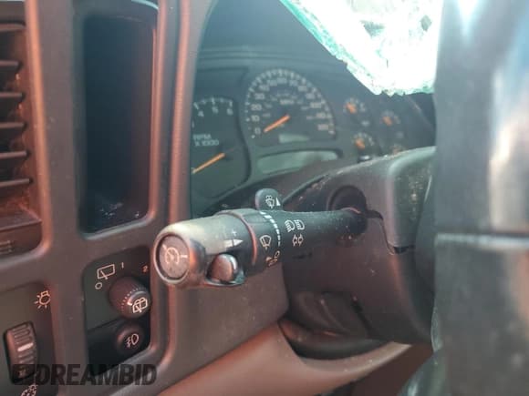 ✅ 2005 Chevrolet Suburban LT • VIN: 3GNEC16Z05G174248 • Лот: 55474945. Опубликован ранее на Copart с пробегом Не указан. Бесплатный доступ к архиву аукционных продаж из США и подробный отчёт об истории автомобиля на DreamBid. Изображение 9.