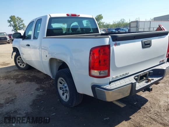 ✅ 2009 GMC Sierra 1500 Work Truck • VIN: 1GTEC19X99Z131214 • Lot: 43458437. Wystawiony na IAAI z przebiegiem 142 454 mil. Bezpłatny archiwum sprzedaży aukcyjnych z USA i szczegółowy raport historii pojazdu na DreamBid. Zdjęcie 3.