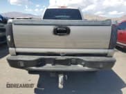 ✅ 2001 Chevrolet Silverado 2500HD • VIN: 1GCHK23161F128318 • Lot: 70668355. Wystawiony na Copart z przebiegiem Nie podano. Bezpłatny archiwum sprzedaży aukcyjnych z USA i szczegółowy raport historii pojazdu na DreamBid. Zdjęcie 6.