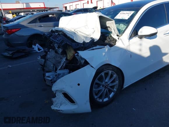 ✅ 2020 Mercedes-Benz A 220 • VIN: W1K3G4EB7LW046328 • Lot: 43562915. Listed on IAAI with Not provided. Free auction sales archive from the USA and detailed vehicle history report at DreamBid. Image 6.