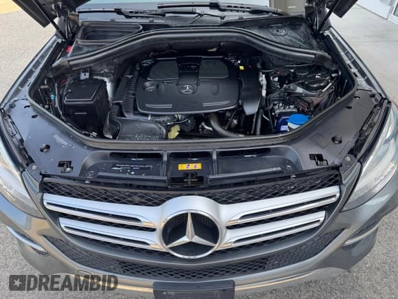 ✅ 2018 Mercedes-Benz GLE 350 • VIN: 4JGDA5HB1JB069203 • Лот: 67667355. Опубликован ранее на Copart с пробегом 135 285 миль. Бесплатный доступ к архиву аукционных продаж из США и подробный отчёт об истории автомобиля на DreamBid. Изображение 10.