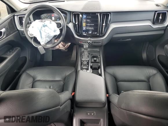 ✅ 2020 Volvo XC60 Momentum • VIN: YV4A22RKXL1553698 • Lot: 61271135. Listed on Copart with 55,880 mi. Free auction sales archive from the USA and detailed vehicle history report at DreamBid. Image 8.