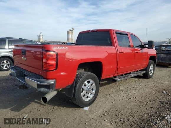 ✅ 2015 Chevrolet Silverado 2500HD LT • VIN: 1GC1KVE82FF589858 • Lot: 75912144. Listed on Copart with 226,535 mi. Free auction sales archive from the USA and detailed vehicle history report at DreamBid. Image 3.
