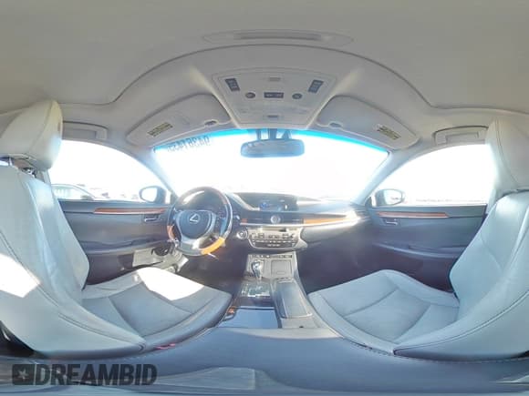 ✅ 2013 Lexus ES 300h • VIN: JTHBW1GG0D2015185 • Лот: 94361435. Опубликован ранее на Copart с пробегом 240 772 миль. Бесплатный доступ к архиву аукционных продаж из США и подробный отчёт об истории автомобиля на DreamBid. Изображение 14.