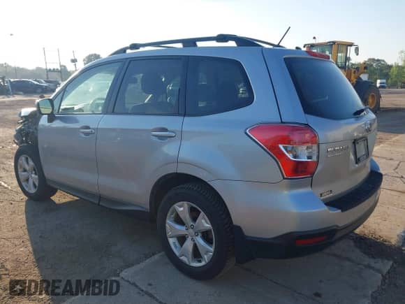 2015 Subaru Forester Premium с VIN JF2SJADC5FH578719, выставлен на аукционе IAAI как лот 43329789 с пробегом 78 532 миль миль и . История ставок и продаж доступна на DreamBid. Изображение 3.