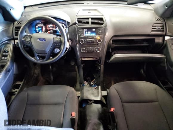 ✅ 2018 Ford Police Interceptor Utility • VIN: 1FM5K8AT7JGB93355 • Lot: 80195835. Wystawiony na Copart z przebiegiem 122 006 mil. Bezpłatny archiwum sprzedaży aukcyjnych z USA i szczegółowy raport historii pojazdu na DreamBid. Zdjęcie 8.