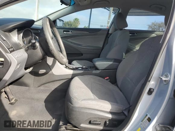 ✅ 2013 Hyundai Sonata GLS • VIN: 5NPEB4AC8DH751744 • Lot: 71103314. Listed on Copart with 130,285 mi. Free auction sales archive from the USA and detailed vehicle history report at DreamBid. Image 7.