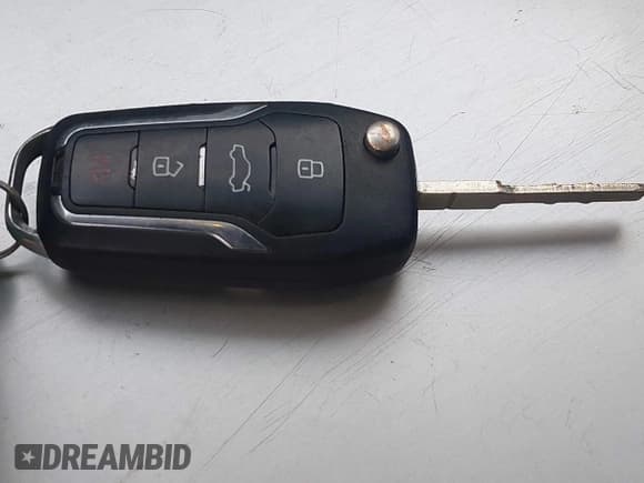 ✅ 2015 Ford Focus SE • VIN: 1FADP3K20FL362713 • Lot: 43549753. Listed on IAAI with 127,792 mi. Free auction sales archive from the USA and detailed vehicle history report at DreamBid. Image 11.