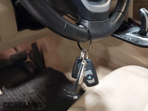 ✅ 2015 BMW 4 Series 428i xDrive • VIN: WBA4A7C53FD414239 • Lot: 42329364. Listed on IAAI with 75,566 mi. Free auction sales archive from the USA and detailed vehicle history report at DreamBid. Image 11.