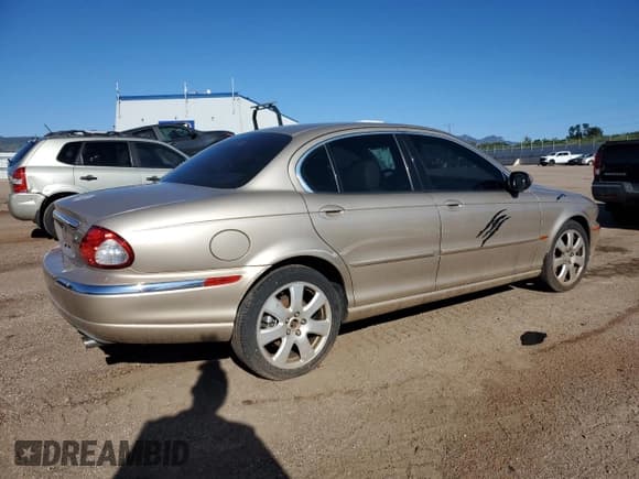 ✅ 2004 Jaguar X-Type • VIN: SAJEA51C84WD98087 • Lot: 80519135. Wystawiony na Copart z przebiegiem 100 758 mil. Bezpłatny archiwum sprzedaży aukcyjnych z USA i szczegółowy raport historii pojazdu na DreamBid. Zdjęcie 3.