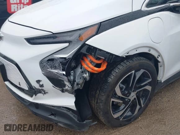 ✅ 2023 Chevrolet Bolt EV 2LT • VIN: 1G1FX6S0XP4181867 • Lot: 41566721. Wystawiony na IAAI z przebiegiem 65 335 mil. Bezpłatny archiwum sprzedaży aukcyjnych z USA i szczegółowy raport historii pojazdu na DreamBid. Zdjęcie 12.