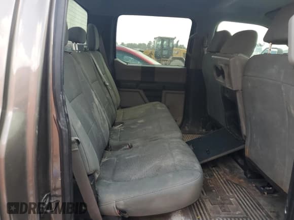 ✅ 2019 Ford F-350 XL • VIN: 1FT8W3CT7KED63538 • Lot: 81630425. Listed on Copart with Not provided. Free auction sales archive from the USA and detailed vehicle history report at DreamBid. Image 10.