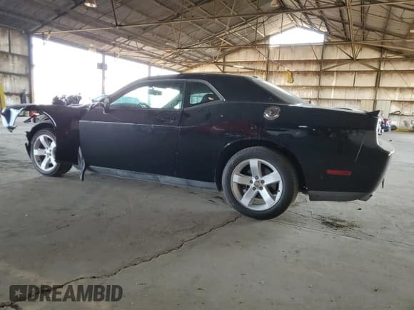 ✅ 2013 Dodge Challenger SXT • VIN: 2C3CDYAG2DH620026 • Lot: 42370555. Wystawiony na Copart z przebiegiem 117 987 mil. Bezpłatny archiwum sprzedaży aukcyjnych z USA i szczegółowy raport historii pojazdu na DreamBid. Zdjęcie 2.