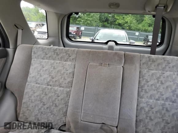 ✅ 2008 Kia Sorento LX • VIN: KNDJC735585778112 • Лот: 63272354. Опубликован ранее на Copart с пробегом 84 241 миль. Бесплатный доступ к архиву аукционных продаж из США и подробный отчёт об истории автомобиля на DreamBid. Изображение 10.