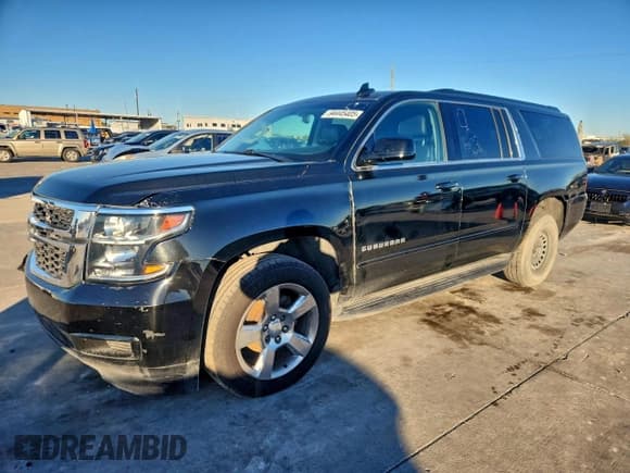 ✅ 2019 Chevrolet Suburban LS • VIN: 1GNSKGKC1KR235032 • Lot: 94445405. Listed on Copart with 271,956 mi. Free auction sales archive from the USA and detailed vehicle history report at DreamBid. Image 1.